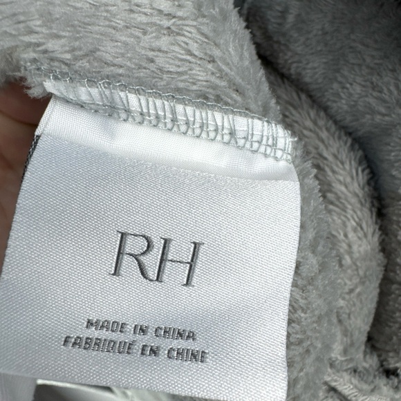 Restoration Hardware RH Plush Robe UNISEX Gray Small - Picture 7 of 9